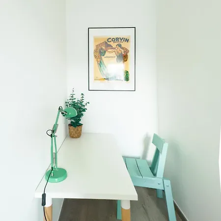 Rooftop Nook Apartment